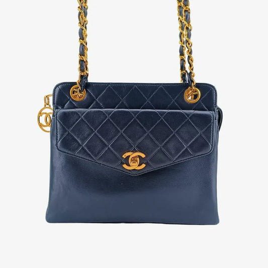 rb442-chanel-vintage-navy-lambskin-quilted-tote-bag