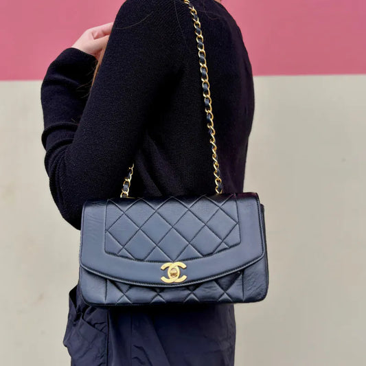 C635 - CHANEL Vintage Black Lambskin 22cm Diana Flap Bag