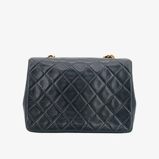 js990-chanel-vintage-black-lambskin-20cm-mini-square-flap-bag
