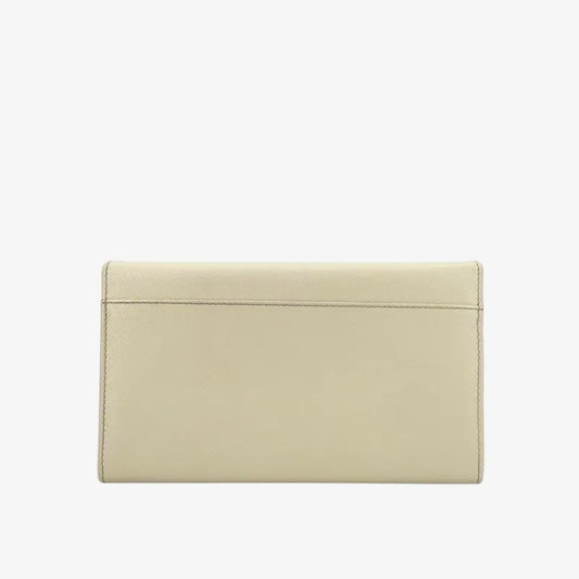 jx597-salvatore-ferragamo-vintage-white-leather-gancini-shoulder-bag