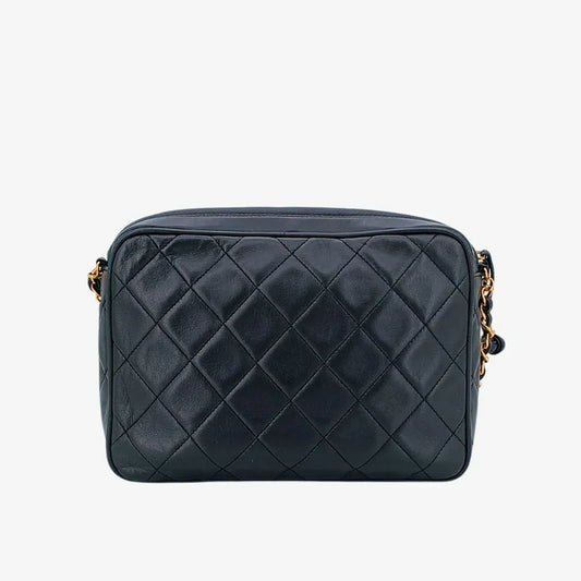 jt934-chanel-vintage-black-lambskin-quilted-camera-bag