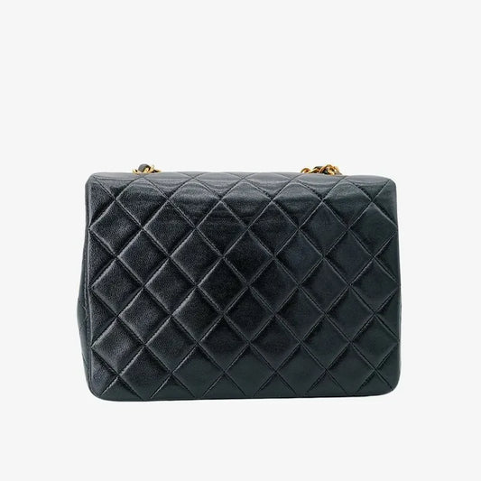 js573-chanel-vintage-black-lambskin-20cm-mini-square-flap-bag