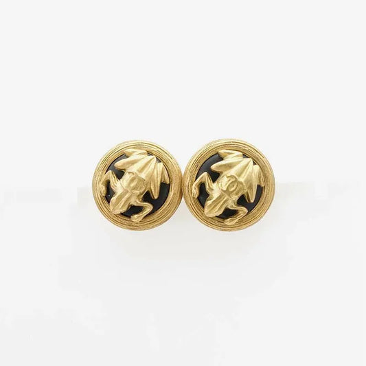 jr719-chanel-vintage-gold-black-plated-frog-clip-on-earrings