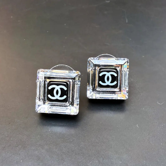 rc756-chanel-cc-square-charm-earrings
