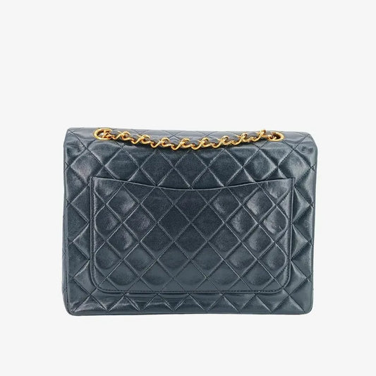 ra101-chanel-vintage-black-lambskin-25cm-flap-bag