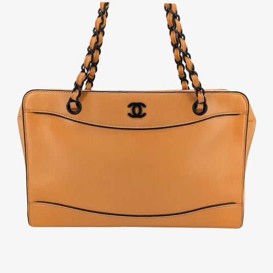 jr364-chanel-vintage-beige-calfskin-tote-bag