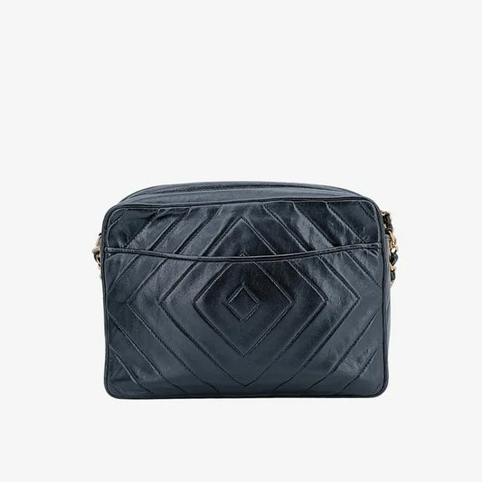 jt531-chanel-vintage-black-lambskin-tassel-camera-bag