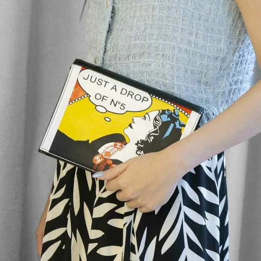 c241-chanel-black-patent-leather-handbag