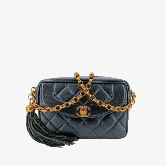 rb884-chanel-vintage-black-lambskin-gold-chain-camera-bag