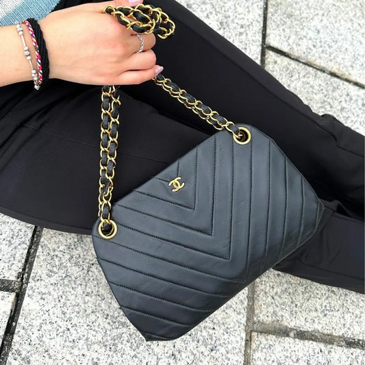 jt293-chanel-vintage-black-lambskin-chevron-handbag