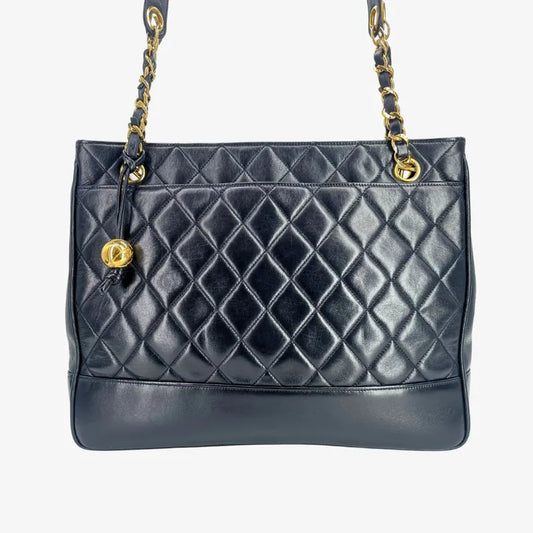 RE620 - CHANEL Vintage Black Lambskin Quilted Tote Bag