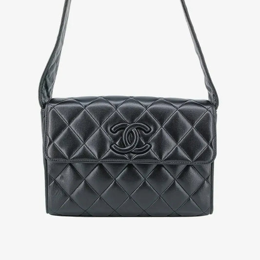 ra073-chanel-vintage-black-lambskin-quilted-flap-bag