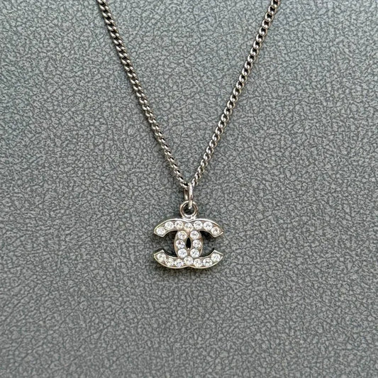rc653-chanel-cc-rhinestone-pendant-necklace