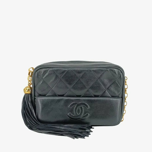 jr222-chanel-vintage-black-lambskin-tassels-gold-chain-camera-bag