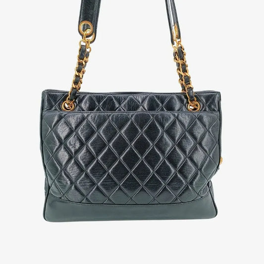 jt065-chanel-vintage-black-lambskin-quilted-tote-bag