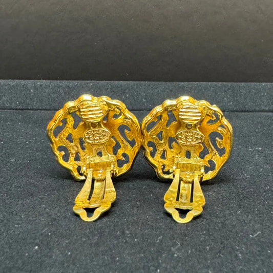 jy427-chanel-vintage-1986-gold-plated-clip-on-earrings