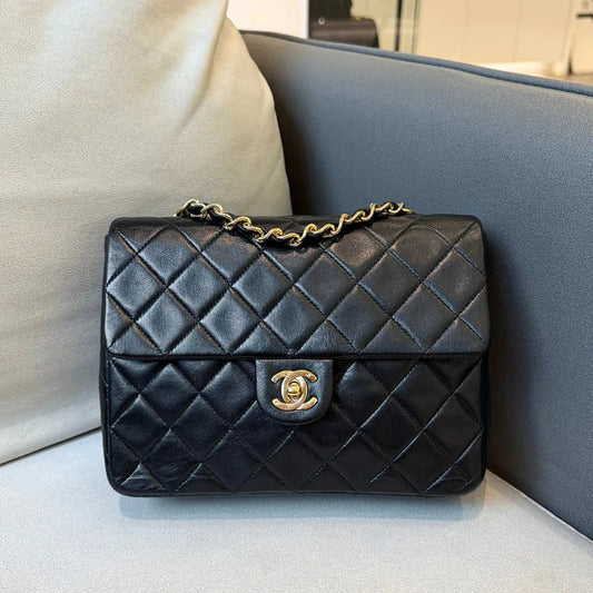 jw671-chanel-vintage-black-lambskin-20cm-mini-square-flap-bag