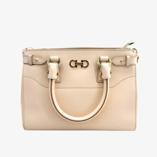 JY870 - SALVATORE FERRAGAMO Pink Saffiano Shoulder Bag