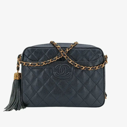 rb916-chanel-vintage-black-caviar-leather-tassel-camera-bag
