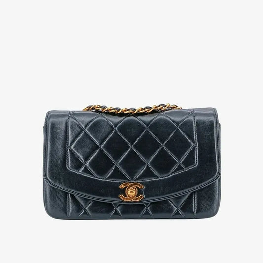 jt664-chanel-vintage-black-lambskin-22cm-diana-flap-bag