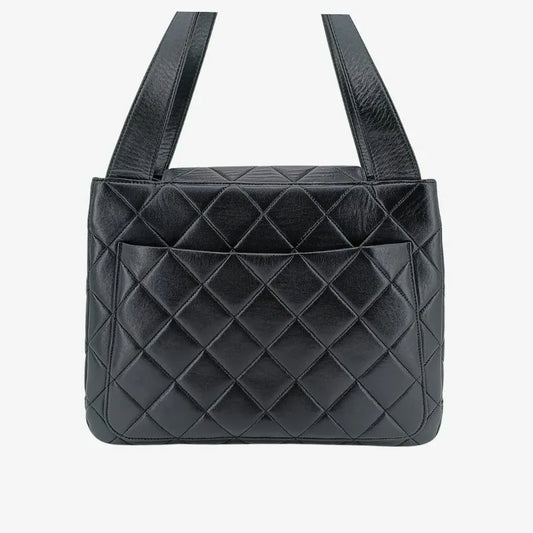 rb606-chanel-vintage-black-lambskin-quilted-handbag