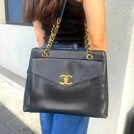 ra226-chanel-vintage-black-caviar-leather-tote-bag