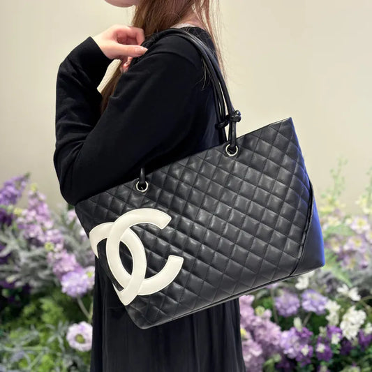 rc853-chanel-vintage-black-calfskin-cambon-tote-bag