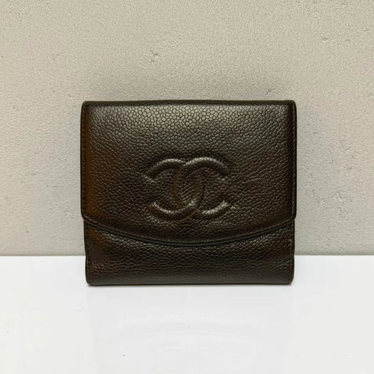 ju955-chanel-vintage-brown-caviar-leather-wallet