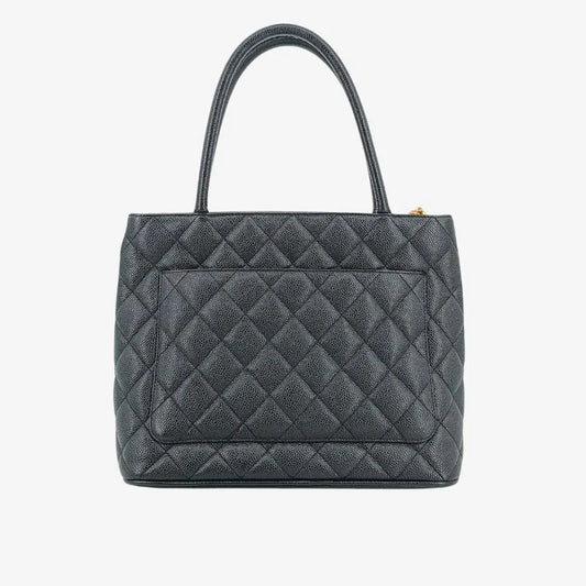 ra691-chanel-vintage-black-caviar-leather-1804-tote-bag