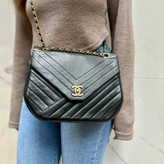 jt883-chanel-vintage-black-lambskin-paris-limited-edition-flap-bag