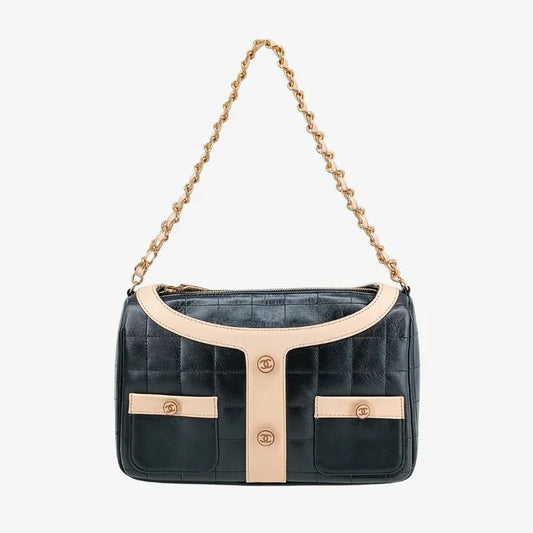 ra084-chanel-vintage-black-calfskin-jacket-motif-chain-shoulder-bag