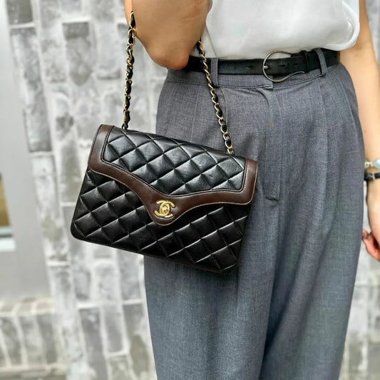 jt896-chanel-vintage-bicolor-black-brown-lambskin-quilted-flap-bag