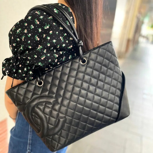 js702-chanel-vintage-black-calfskin-cambon-tote-bag