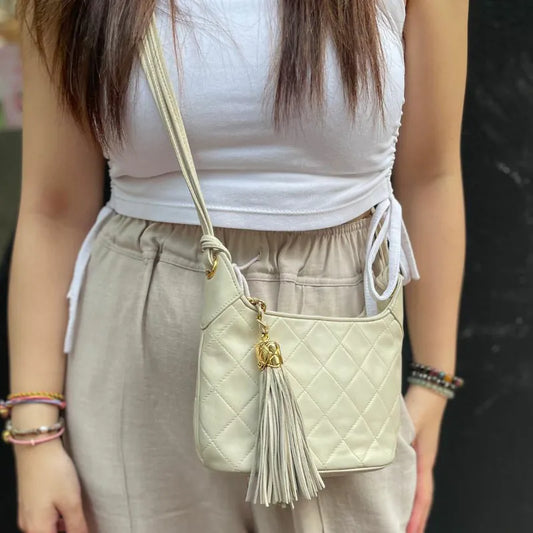 jah165-chanel-vintage-beige-lambskin-quilted-camera-bag