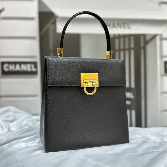 jw727-salvatore-ferragamo-vintage-black-caviar-leather-shoulder-bag