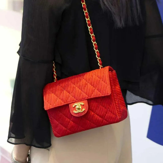 jr325-chanel-vintage-red-17cm-mini-square-flap-bag