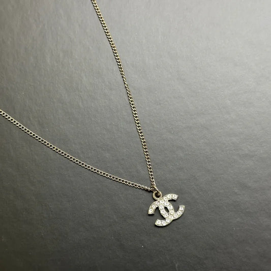 jw957-chanel-cc-rhinestone-pendant-necklace