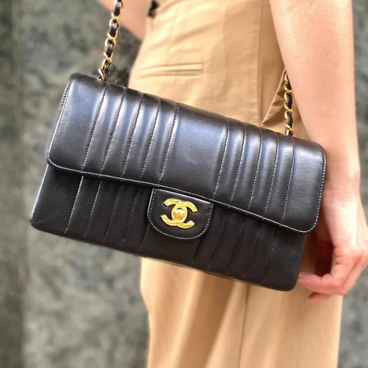 jt290-chanel-vintage-black-lambskin-vertical-flap-bag