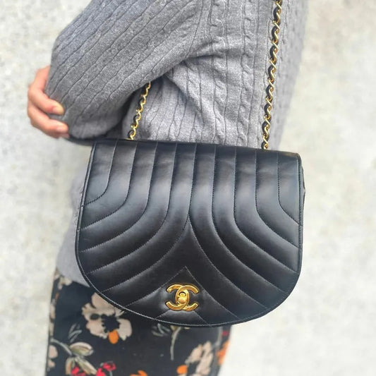 ra355-chanel-vintage-black-lambskin-half-moon-vertical-flap-bag