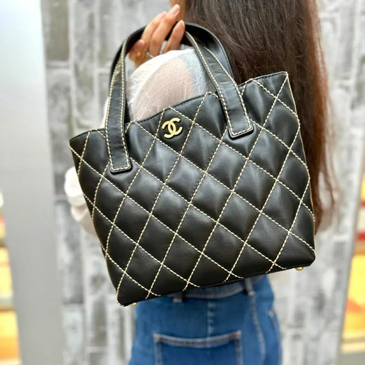 ra323-chanel-vintage-black-calfskin-wild-stitch-tote-bag