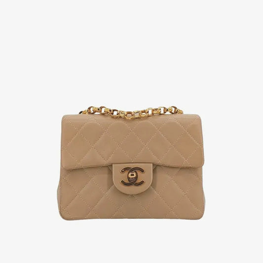 c397-chanel-vintage-beige-lambskin-gold-chain-17cm-mini-square-flap-bag