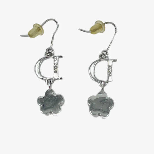 jt316-dior-logo-flower-silver-earring