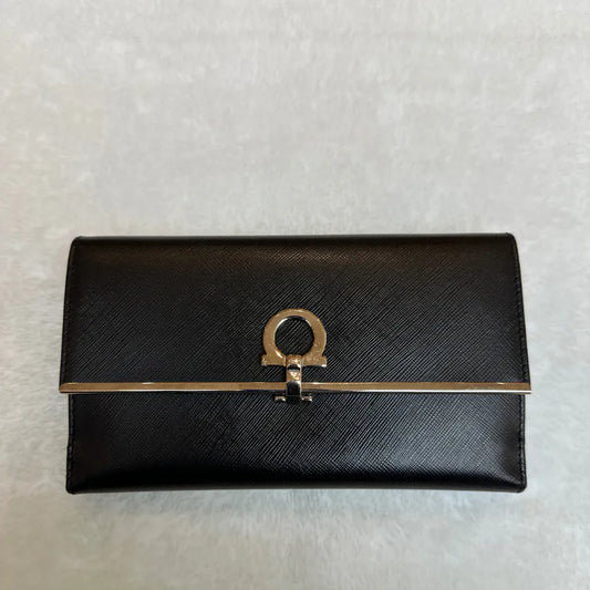 jc203-salvatore-ferragamo-calfskin-black-long-wallet