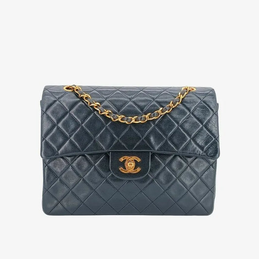 ra101-chanel-vintage-black-lambskin-25cm-flap-bag
