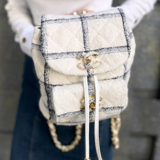 c342-chanel-white-tweed-duma-backpack