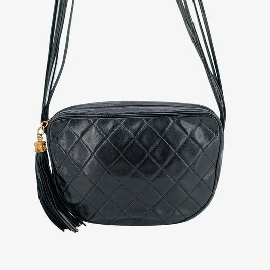 ra506-chanel-vintage-black-lambskin-quilted-camera-bag