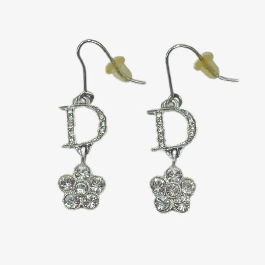 jt316-dior-logo-flower-silver-earring
