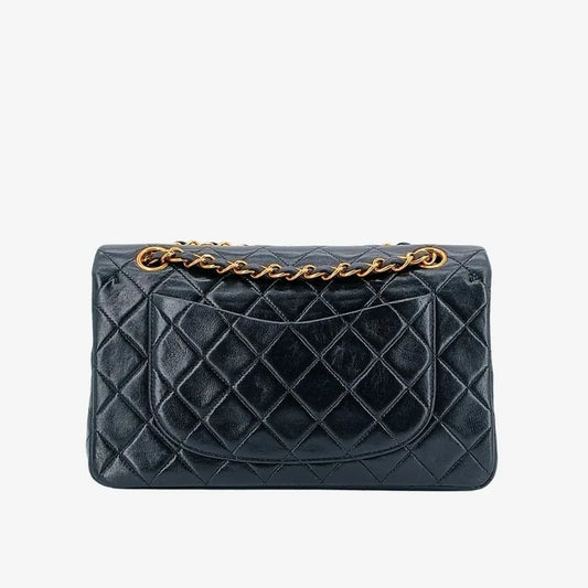 jt562-chanel-vintage-black-lambskin-23cm-classic-flap-bag