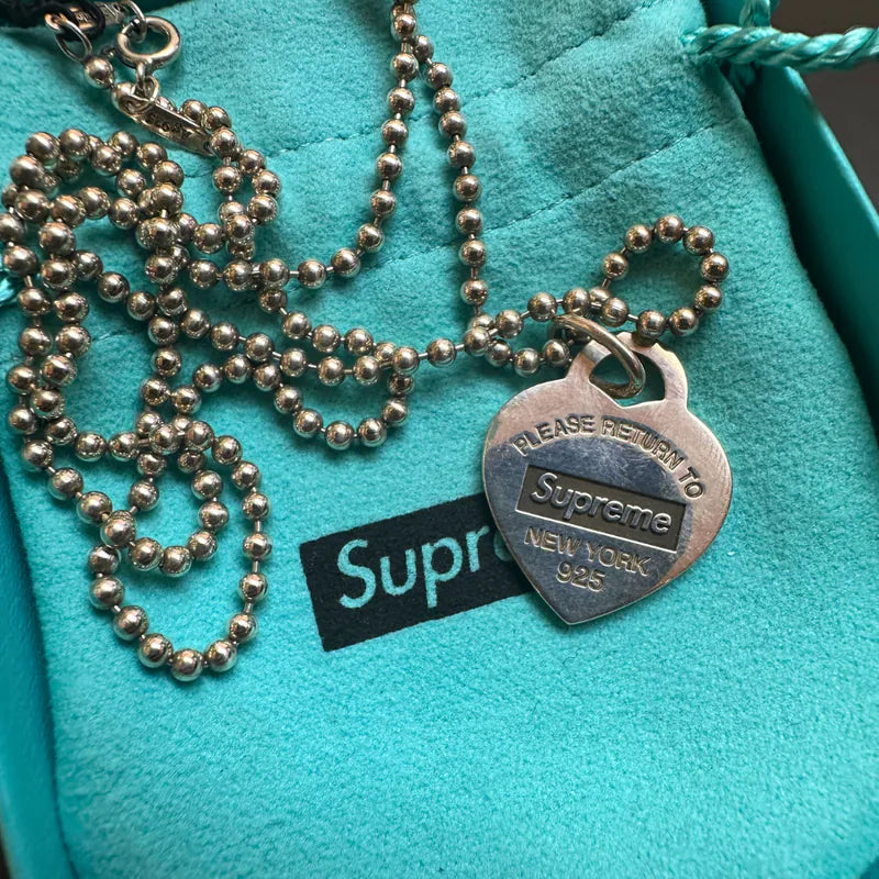 JW052 - Supreme x Tiffany & Co Heart Tag Necklace – Lovintage JW052 - Supreme x Tiffany & Co Heart Tag Necklace – Lovintage