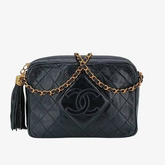 ra472-chanel-vintage-black-lambskin-quilted-camera-bag
